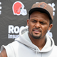 Image for article titled Deshaun Watson Gets Six-Game Suspension After 25 Women Say He Harassed and Assaulted Them